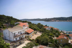Apartments and rooms by the sea Tisno, Murter - 5128